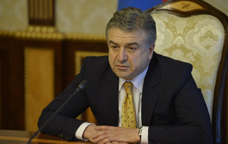 Выступление и.о. премьер-министра Карена Карапетяна на внеочередном заседании правительства