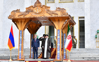 PM Pashinyan pays short visit to Iran