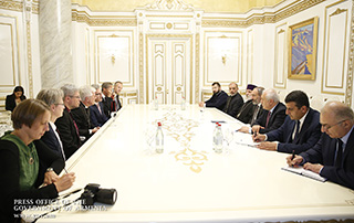 PM receives delegation of Council of German Protestant Churches