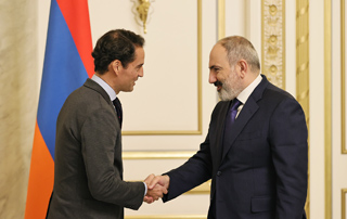 Le Premier ministre a reçu le Représentant spécial du Secrétaire général de l'OTAN pour le Caucase et l'Asie centrale