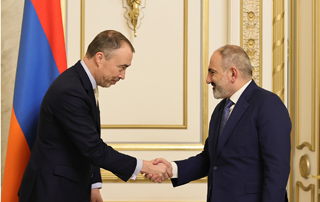 Prime Minister Pashinyan receives Toivo Klaar