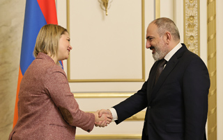 The Prime Minister receives members of the Chamber of Deputies of Luxembourg