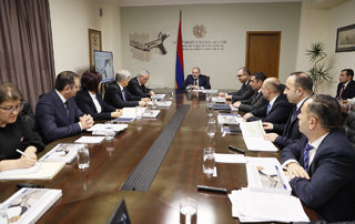 Премьер-министру представлен доклад о деятельности Комитета по градостроительству за 2022 год
