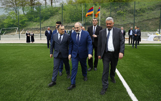 The Prime Minister gets acquainted with the progress of the programs implemented in the communities in Tavush Province

