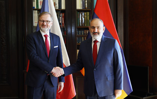 Պրահայում տեղի է ունեցել Հայաստանի և Չեխիայի վարչապետների հանդիպումը