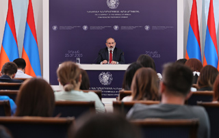 Prime Minister of Armenia Nikol Pashinyan holds press conference 