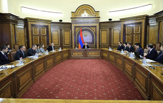 Վարչապետի գլխավորությամբ քննարկվել են հարկային քաղաքականության բարեփոխումներին ուղղված հարցեր