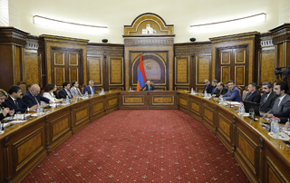 Քննարկվել է Երևանում և Գյումրիում Կառավարության ներդրումային առաջնահերթությունների պլանը