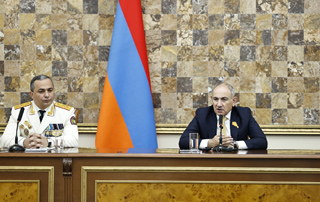 Յուրաքաչյուր քաղաքացի պետք է զգա պետության, օրենքի և իրավունքի պաշտպանությունը․վարչապետը մասնակցել է ՔԿ ծառայողի օրվան նվիրված հանդիսավոր նիստին
