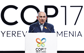 Հայաստանը COP17-ի նախագահությունը դիտարկում է որպես հնարավորություն՝ համախմբելու միջազգային հանրության ջանքերը և դրանք ուղղորդելու դեպի գործնական ու շոշափելի արդյունքներ. վարչապետը մասնակցել է COP17 համաժողովի բացմանը