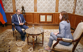 Le Premier ministre Nikol Pashinyan donné une interview à la chaine de TV Rossia 24