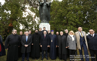 Стартовал визит Никола Пашиняна в Италию: премьер-министр посетил Конгрегацию Мхитаристов