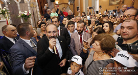 Выступление премьер-министра Никола Пашиняна в армянской церкви Брюсселя
