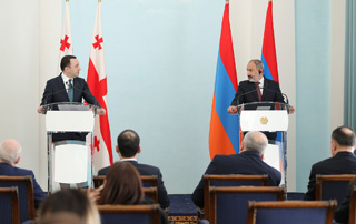 Армяно-грузинское партнерство является одной из самых надежных гарантий обеспечения стабильности в нашем регионе: заявления Никола Пашиняна и Ираклия Гарибашвили для прессы