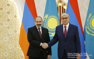 Никол Пашинян направил поздравительное послание президенту Казахстана 