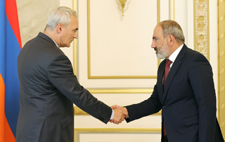 Nikol Pashinyan a rencontré le président du Parti européen d'Arménie Tigran Khzmalyan