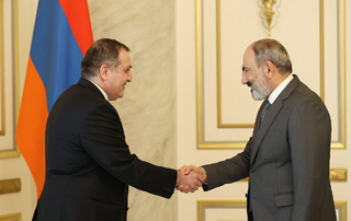 PM Pashinyan holds farewell meeting with the Ambassador of Georgia to Armenia