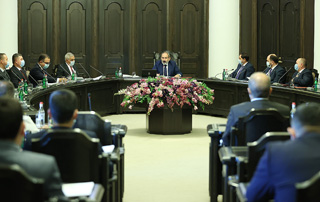 Le gouvernement propose une initiative législative pour améliorer le système de recours en matière de marchés publics