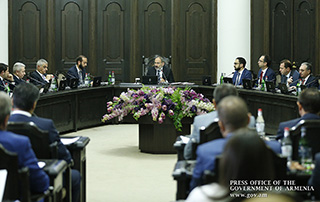 Будет обеспечено развитие экономических и социальных инфраструктур общин