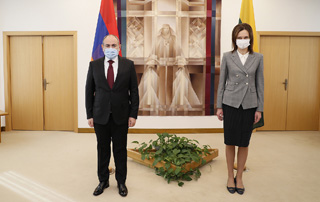 Լիտվան պատրաստ է օժանդակություն ցուցաբերել ՀՀ-ում ժողովրդավարական բարեփոխումներին. Վարչապետը հանդիպել է Սեյմասի նախագահին