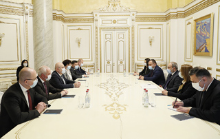 PM Pashinyan receives President of Constitutional Court of Georgia 