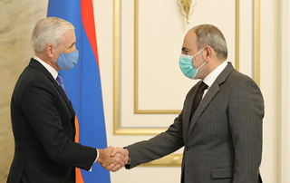 PM Pashinyan holds farewell meeting with UN Resident Coordinator in Armenia 