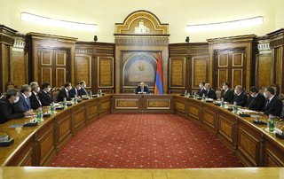 Премьер-министр принял руководителей общин Сюникской области
