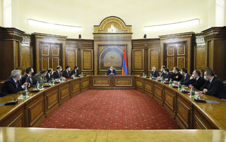 Security Council session takes place 