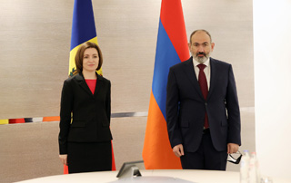 Nikol Pashinyan meets with Maia Sandu – the sides highlight development of economic relations between Armenia and Moldova