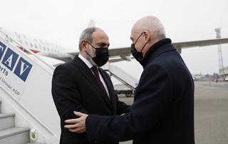 Премьер-министр Пашинян с рабочим визитом прибыл в Грузию


