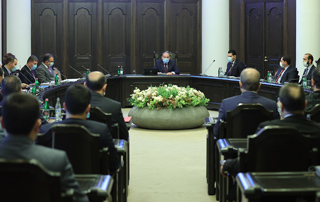 Правительство установило порядок регистрации самовольных построек