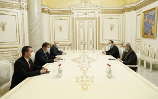 Приложим все усилия для ликвидации последствий землетрясения в Гюмри: премьер-министр принял новоизбранного мэра Гюмри 

