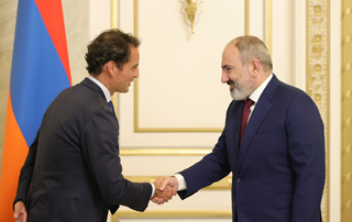 Le Premier ministre Pashinyan a rencontré le représentant spécial du secrétaire général de l'OTAN