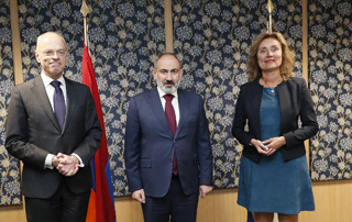 Le Premier ministre Pashinyan a rencontré le Président du Sénat des Pays-Bas, Jan Anthonie Bruijn, et la Présidente de la Chambre des représentants, Vera Bergkamp
