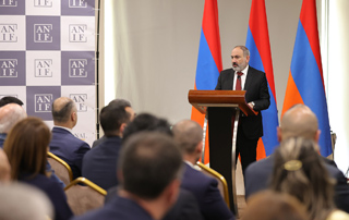 Par rapport à 2018, le nombre d'emplois en Arménie a augmenté de 123,310: discours du Premier ministre lors de l'événement dédié aux activités de l'ANIF