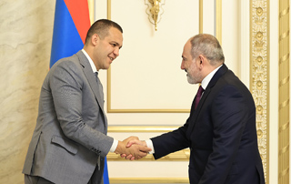 Nous travaillons en vue d'accueillir chaque année des événements sportifs majeurs dans notre pays: le Premier ministre Pashinyan a reçu le président de l'Association internationale de boxe