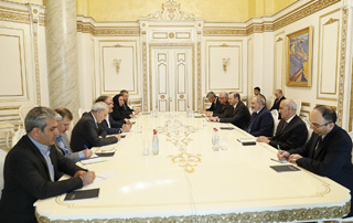 Prime Minister Pashinyan receives the Secretary of the Supreme National Security Council of the Islamic Republic of Iran