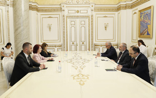 The Prime Minister receives the newly appointed Ambassador Extraordinary and Plenipotentiary of Syria to Armenia