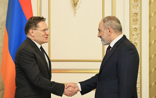 Prime Minister Pashinyan receives Alexey Likhachev, General Director of "Rosatom"