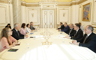 Armenian-German partnership is based on political, economic and value system interests. PM Pashinyan receives Vice President of Bundestag