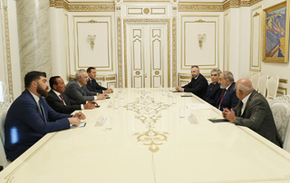 
PM Pashinyan meets with the leaders of extra-parliamentary political forces
