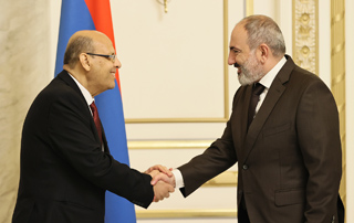 The Prime Minister holds farewell meeting with Ambassador of Egypt to Armenia