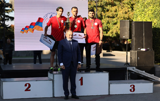 Մեր ընթացքը հանուն Հայաստանի Հանրապետության անկասելի է, և մեր քայլքի ճանապարհին պետք է, ի հեճուկս ամեն ինչի, լինենք ավելի վճռական. Վարչապետ

