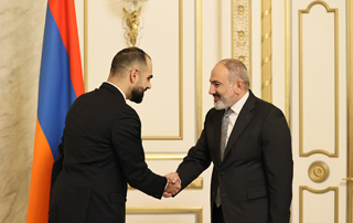 Le Premier ministre a reçu Arin Karapét, député suédois d'origine arménienne 
