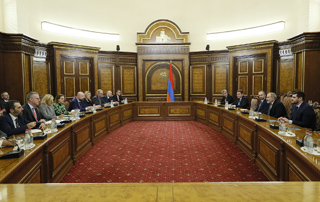 Премьер-министр Пашинян принял делегацию  специальных посланников ЕС и государств-членов ЕС по вопросам Восточного партнерства

