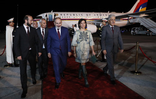 Le Premier ministre Nikol Pashinyan et son épouse sont arrivés en Tunisie pour une visite de travail

