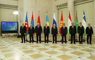 Премьер-министр Пашинян принял участие в неформальной встрече глав государств–участников СНГ