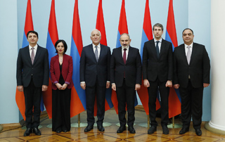 Состоялась церемония присяги новоназначенных министров Республики Армения