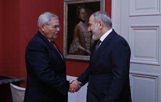 Le Premier ministre Pashinyan a rencontré Bob Menendez
