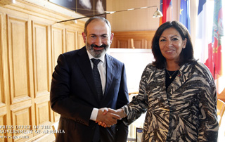 Երևանը հատուկ տեղի ունի փարիզեցիների սրտում. Նիկոլ
Փաշինյանը հանդիպել է Փարիզի քաղաքապետ Անն Իդալգոյի հետ

